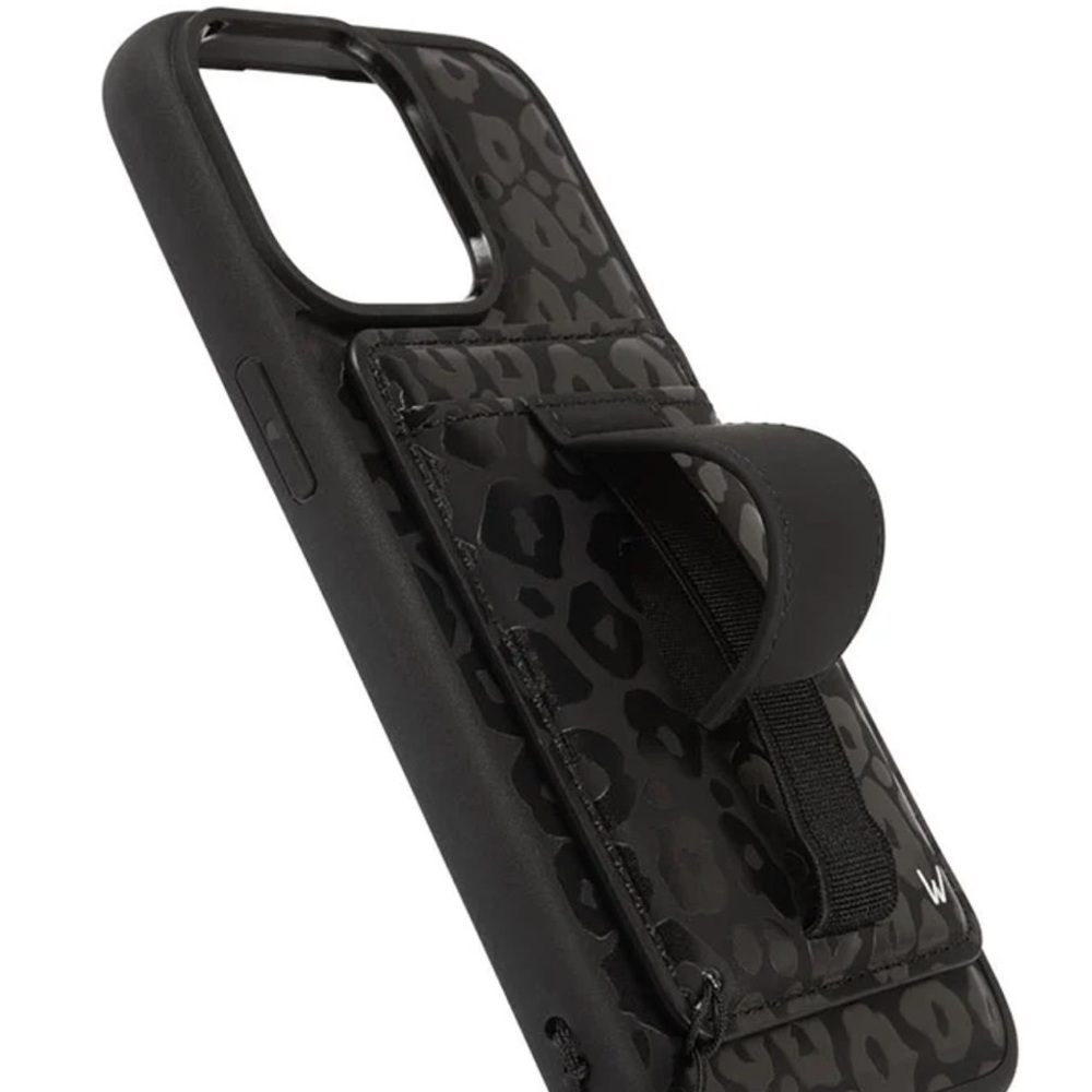 Walli Blacked Out Leopard Magnetic Case iPhone 14 Pro Max